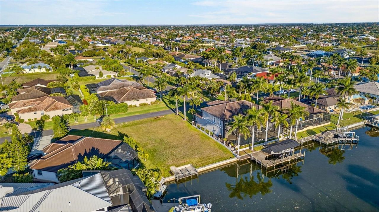 5423 SW 17th Avenue, Cape Coral, FL 33914 Photo