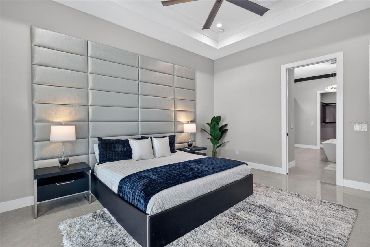 2002 SE 18th Avenue, Cape Coral, FL 33990 Photo