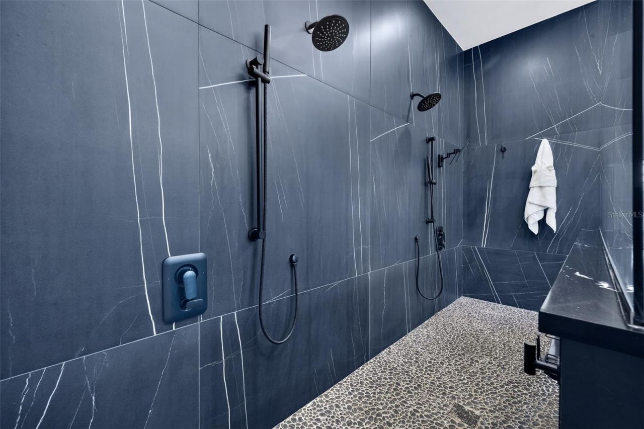 2002 SE 18th Avenue, Cape Coral, FL 33990 Photo