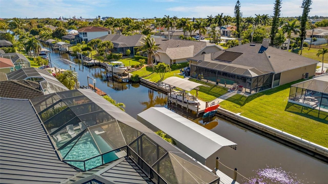 2002 SE 18th Avenue, Cape Coral, FL 33990 Photo