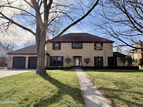 2533 Foxfire Lane, Findlay, OH 45840