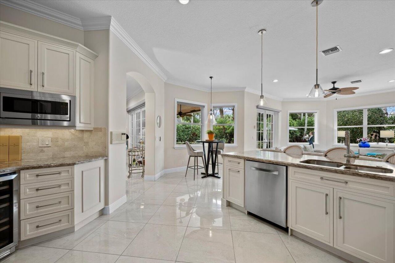 4241 Wellington Shores Drive, Wellington, FL 33449 Photo