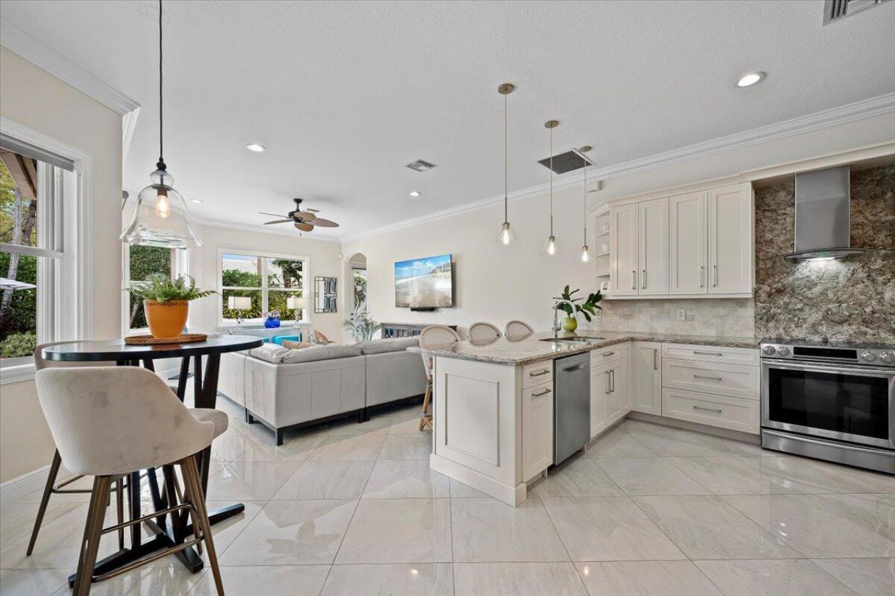4241 Wellington Shores Drive, Wellington, FL 33449 Photo