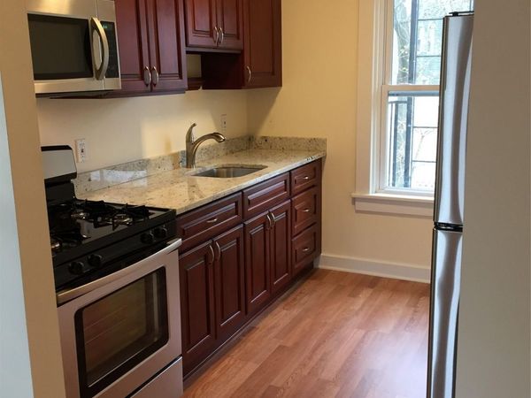 8 Parkway Terrace, Unit 2, Pleasantville, NY 10570