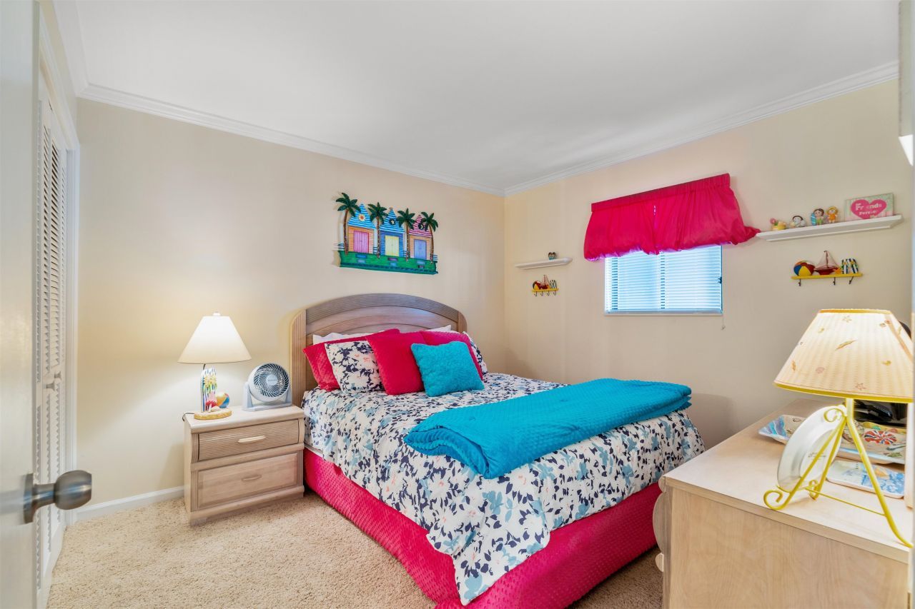 806 Conway St. Photo 14