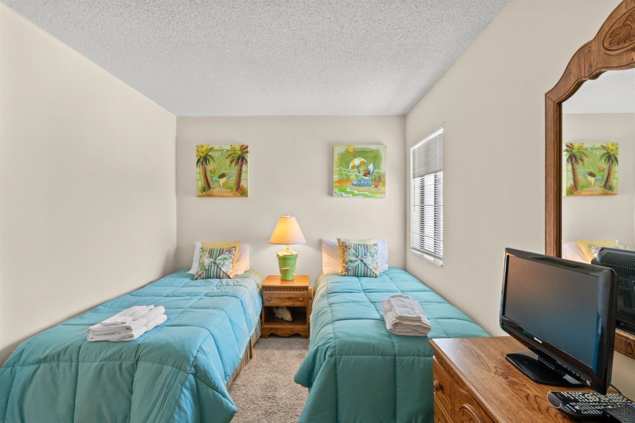 806 Conway St. Photo 16