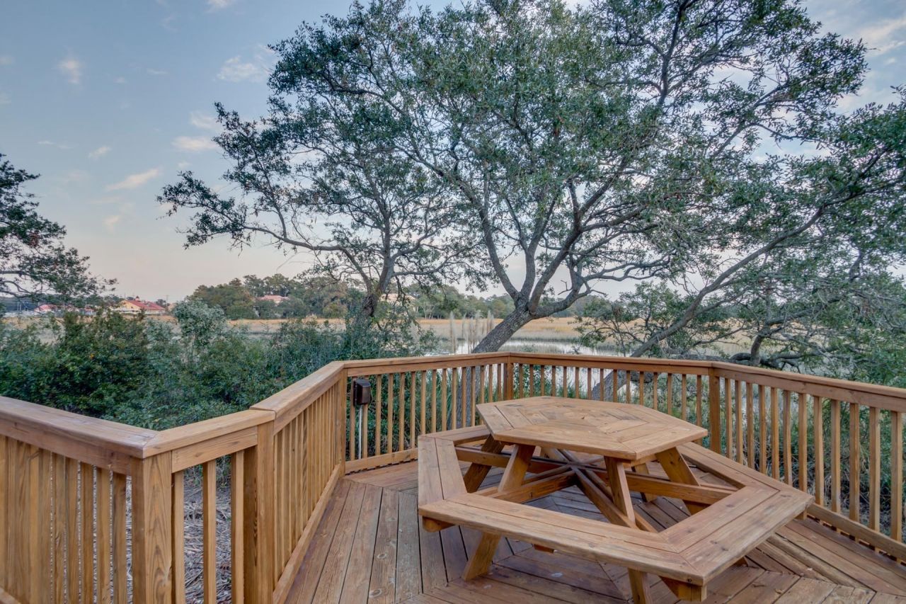 806 Conway St. Photo 27