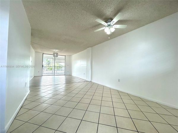 14170 SW 84th St, Unit 208-F, Miami, FL 33183