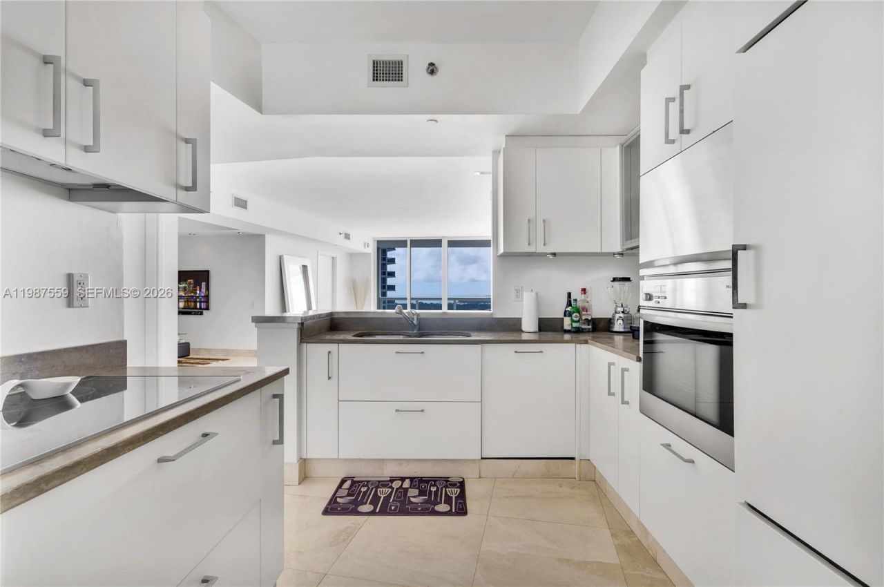 450 Alton Rd, Unit 2005, Miami Beach, FL 33139 Photo