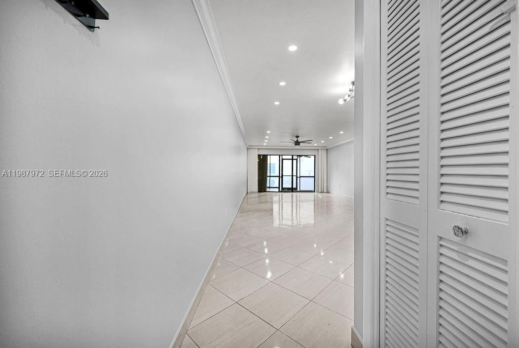 4020 N Hills Dr , Unit 2, Hollywood, FL 33021 Photo