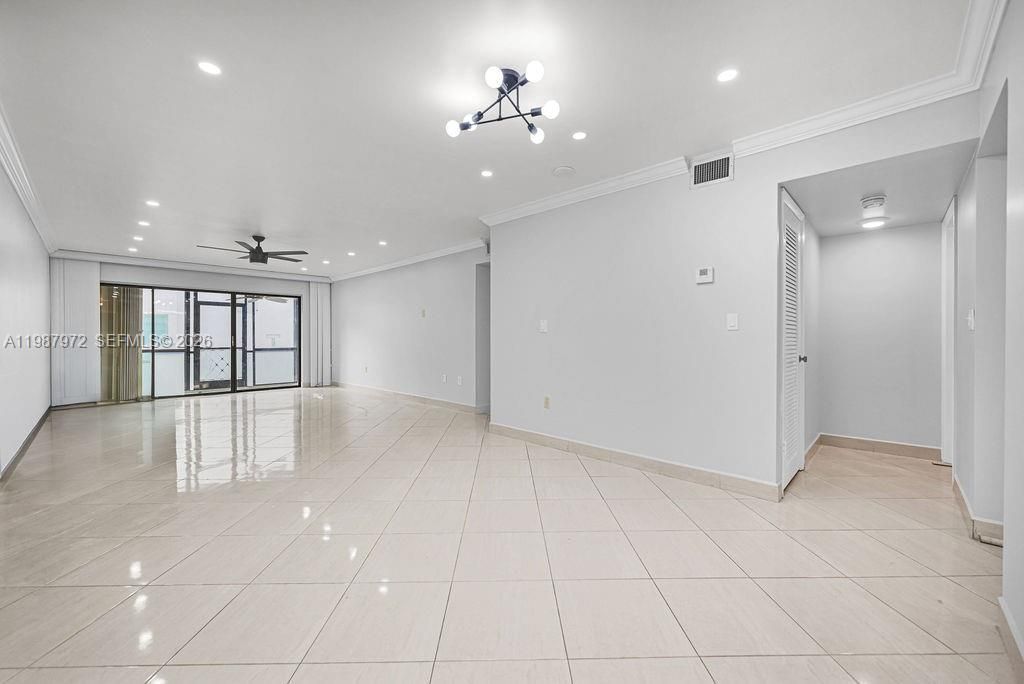 4020 N Hills Dr , Unit 2, Hollywood, FL 33021 Photo