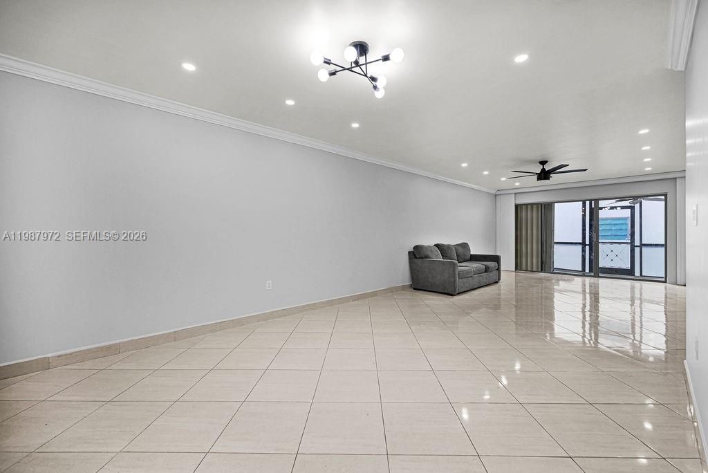 4020 N Hills Dr , Unit 2, Hollywood, FL 33021 Photo