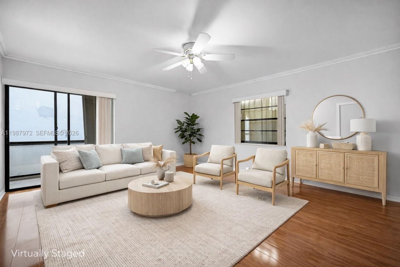 4020 N Hills Dr , Unit 2, Hollywood, FL 33021 Photo