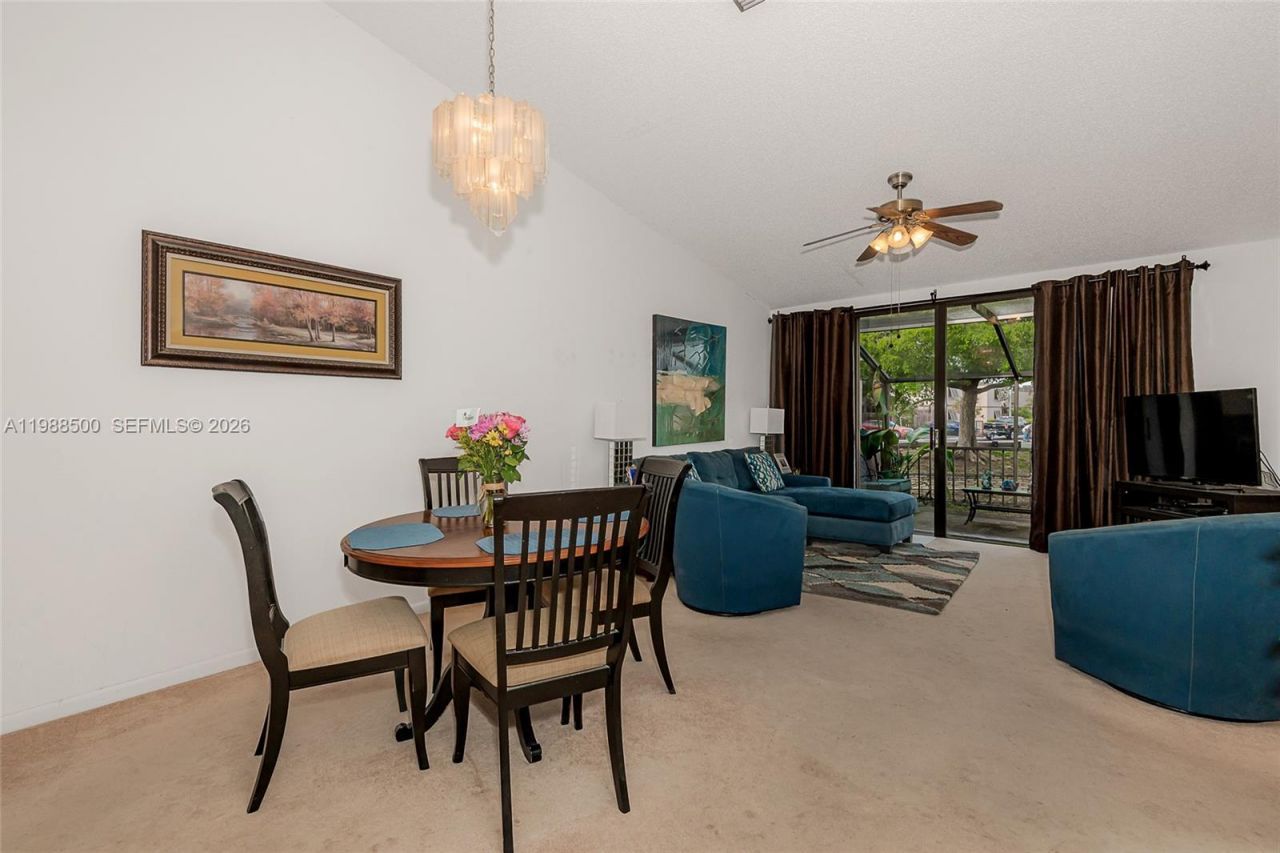 1172 NW 122nd Ter, Pembroke Pines, FL 33026 Photo