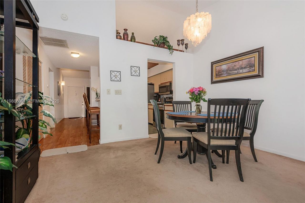 1172 NW 122nd Ter, Pembroke Pines, FL 33026 Photo