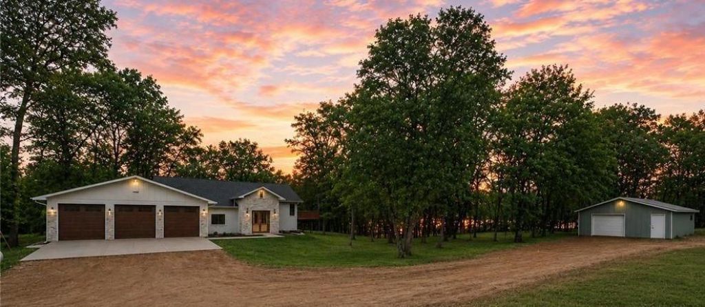 20482 Lord Road, Merrifield, MN 56465
