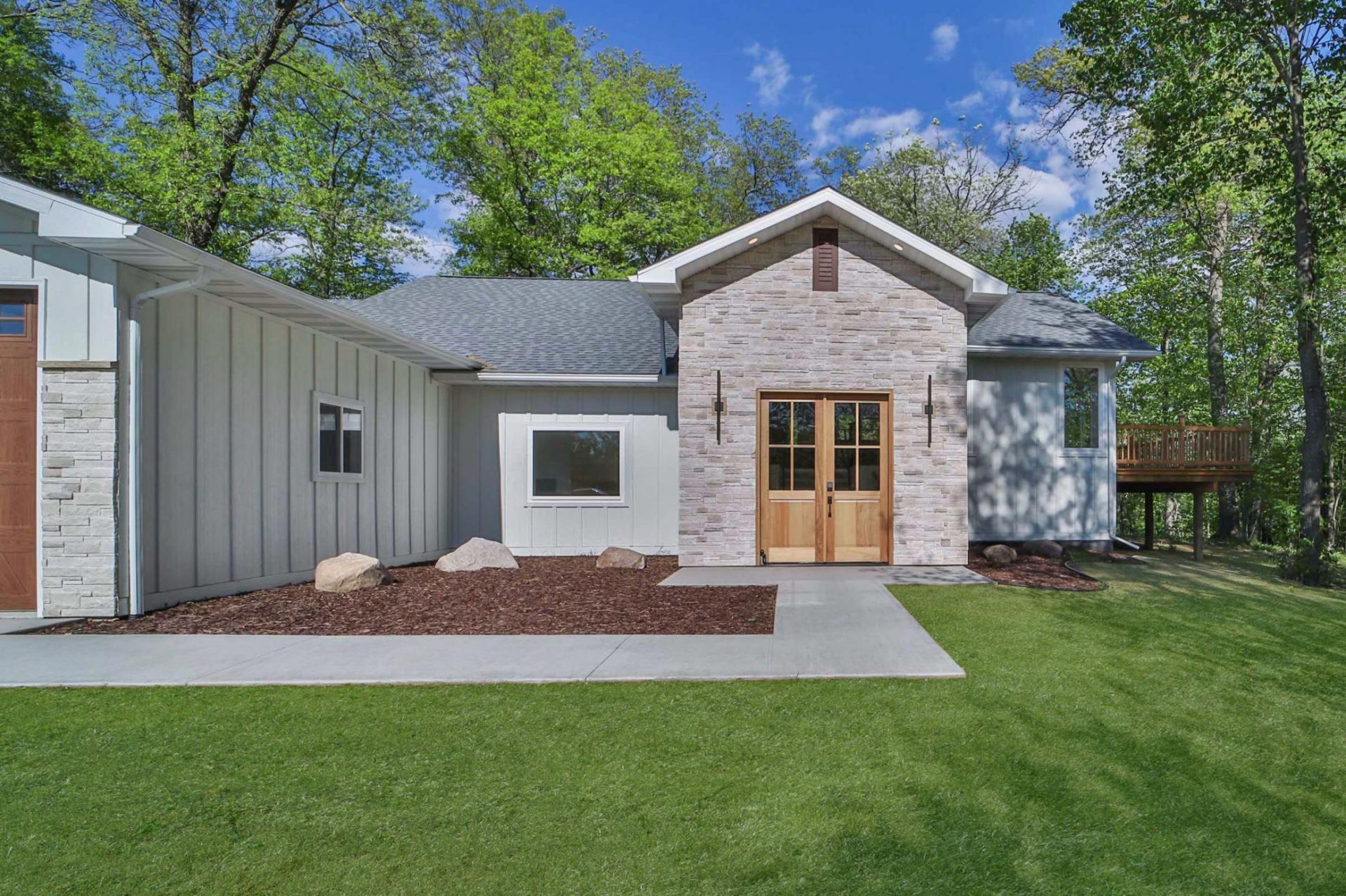 20482 Lord Road, Merrifield, MN 56465