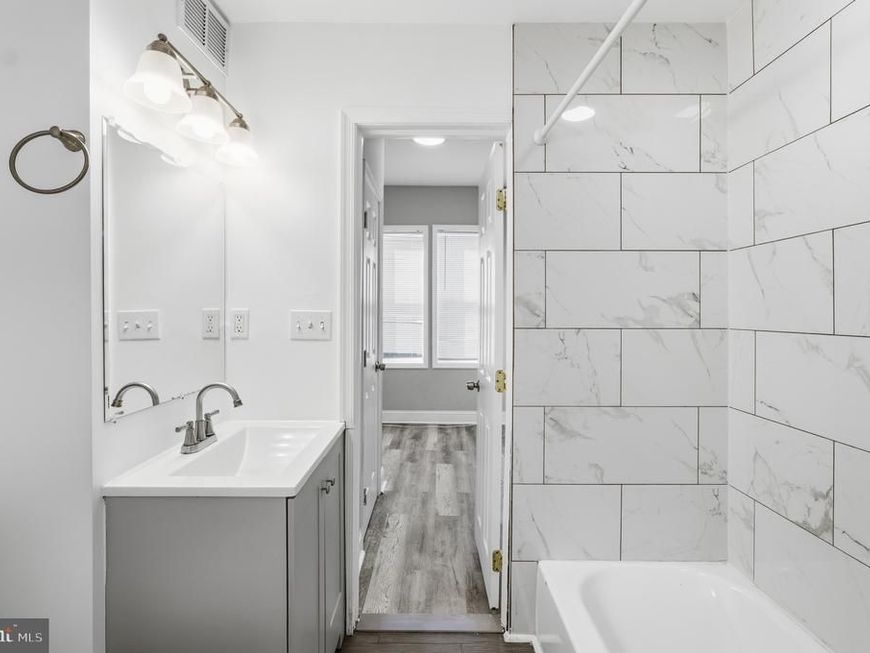 206 S Hilton Street, Baltimore, MD 21229 Main Photo