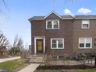71 S HARWOOD AVENUE, UPPER DARBY, PA 19082
