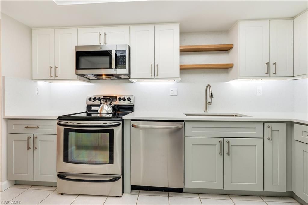 7146 Estero Blvd, Unit 413, Fort Myers Beach, FL 33931 Photo