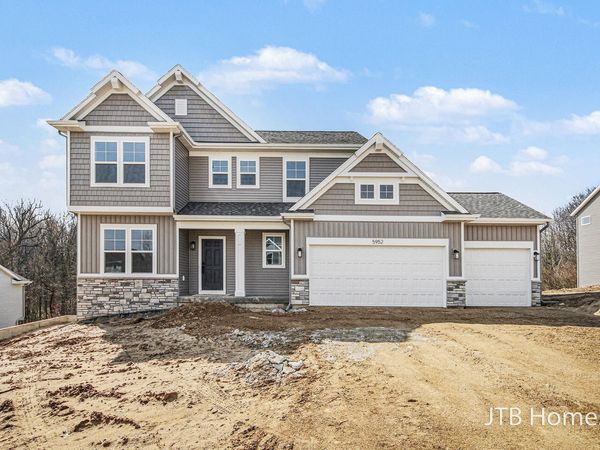 5952 Valley Point Drive SE, Caledonia, MI 49316