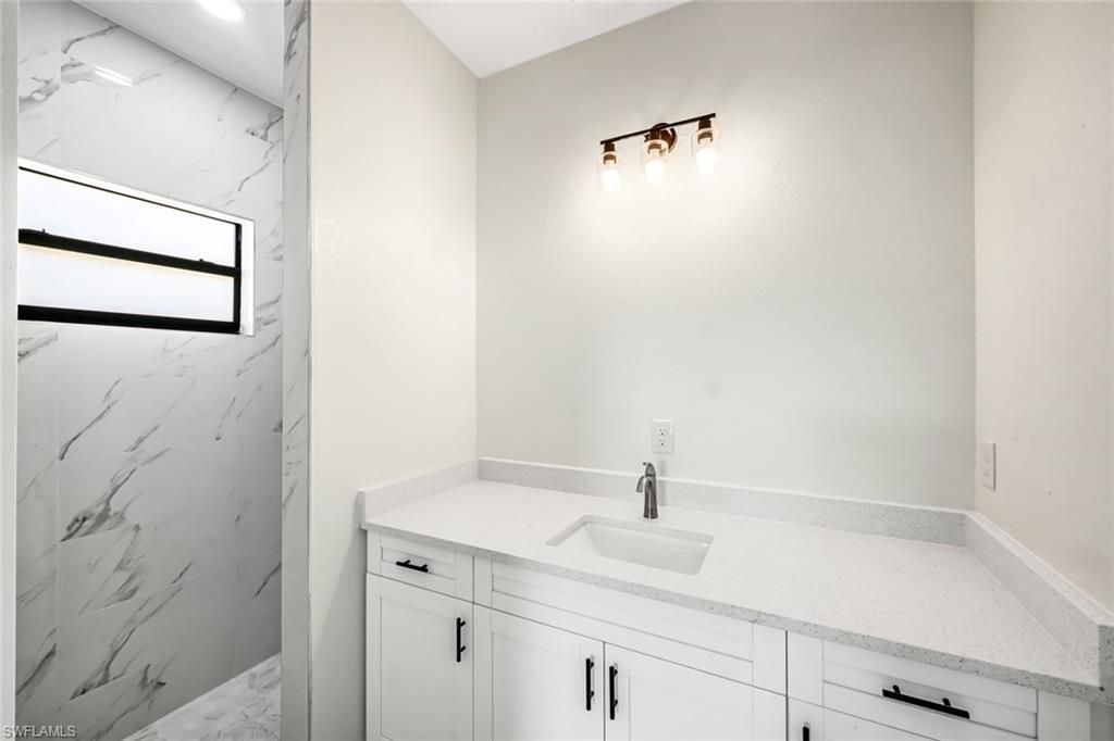 1235/1237 Hillcrest St E, Lehigh Acres, FL 33974 Photo