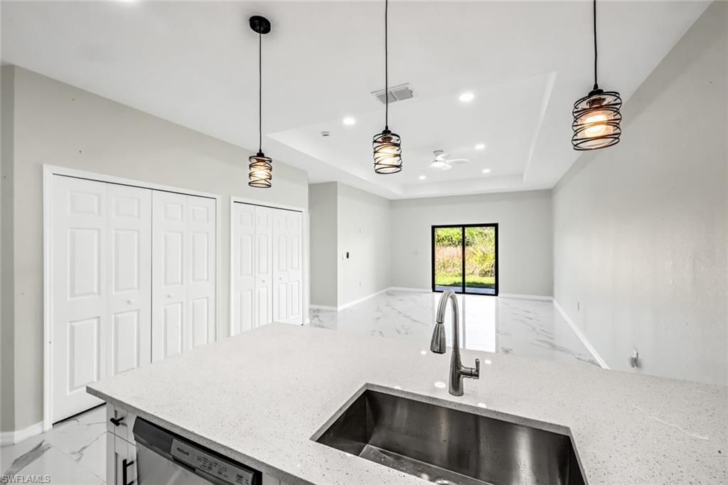 1235/1237 Hillcrest St E, Lehigh Acres, FL 33974 Photo