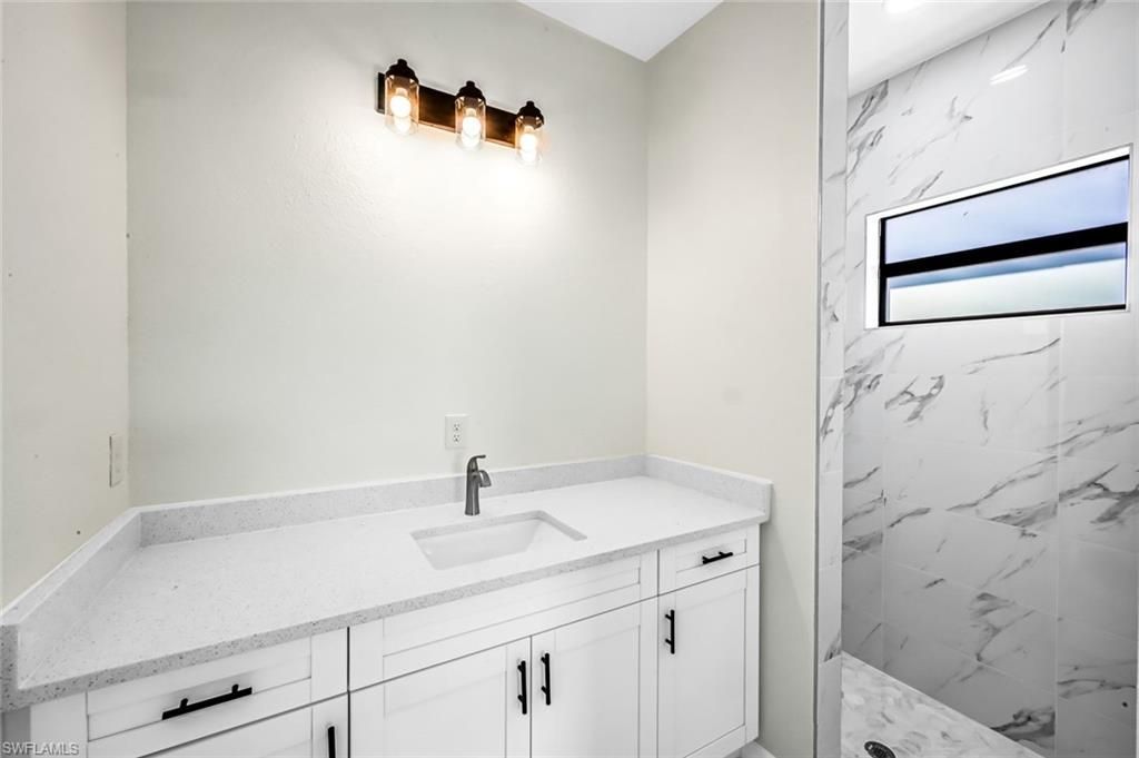 1235/1237 Hillcrest St E, Lehigh Acres, FL 33974 Photo