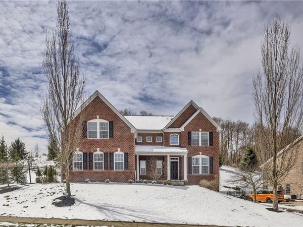 143 Sweetwater Dr, Sewickley, PA 15143