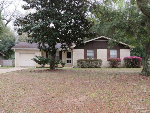 4965 Catalina Cir, Pensacola, FL 32506