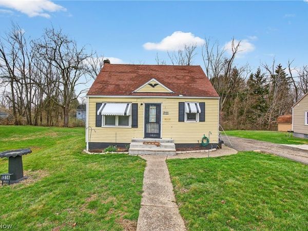 1314 Pearl Drive SE, Massillon, OH 44646