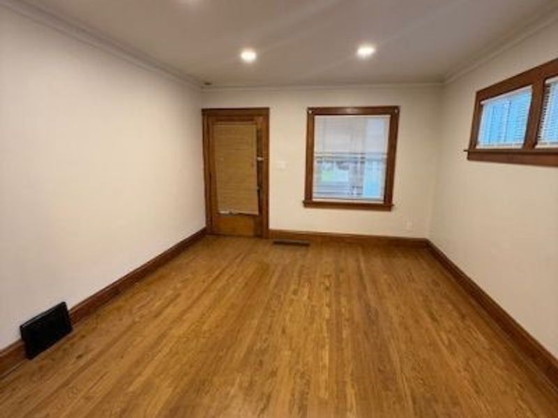 3557 W 120th Street, Cleveland, OH 44111 Photo 8