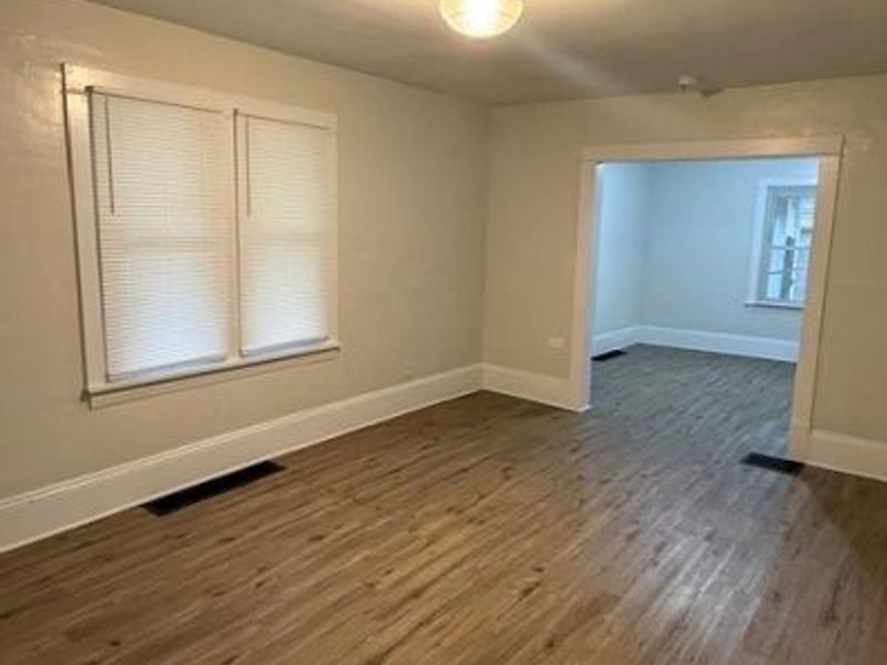 3810 Highland Road, Cleveland, OH 44111 Photo 5