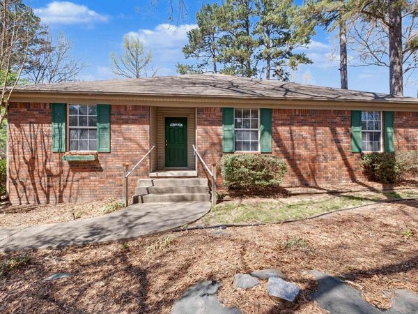 1 Forest Hills Lane, Little Rock, AR 72210
