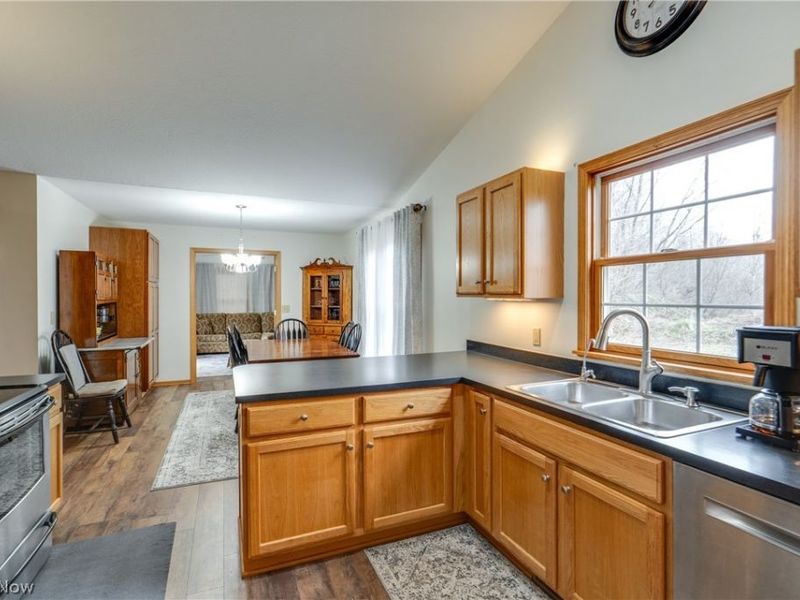 1481 Brookridge Avenue , Louisville, OH 44641 Photo 11