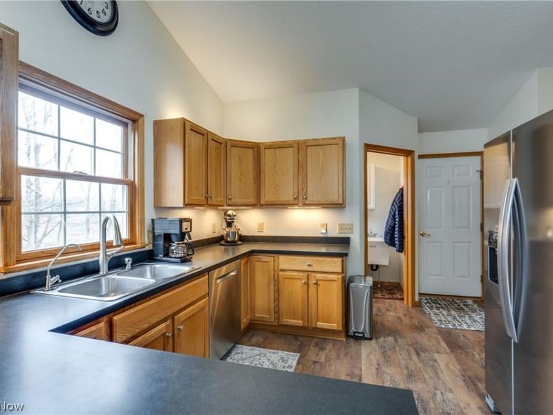 1481 Brookridge Avenue , Louisville, OH 44641 Photo 13