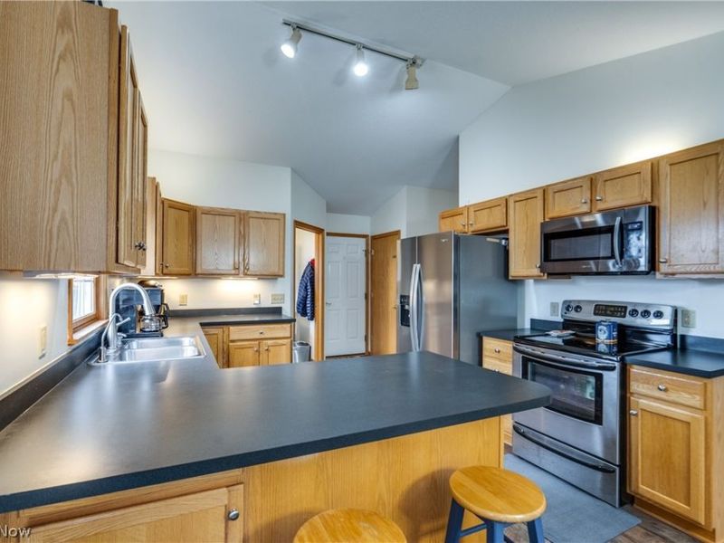 1481 Brookridge Avenue , Louisville, OH 44641 Photo 14