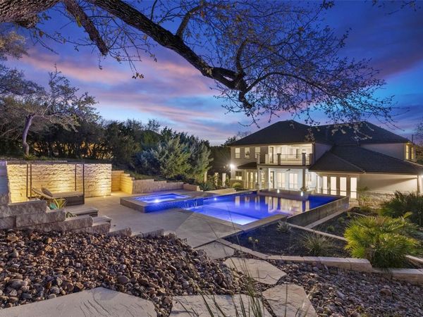 310 Bella Montagna CIR, Austin, TX 78734