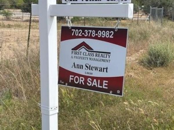 2370 W Tonya Drive, Pahrump, NV 89060