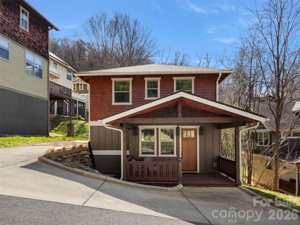 29 Shady Park Lane, Asheville, NC 28804