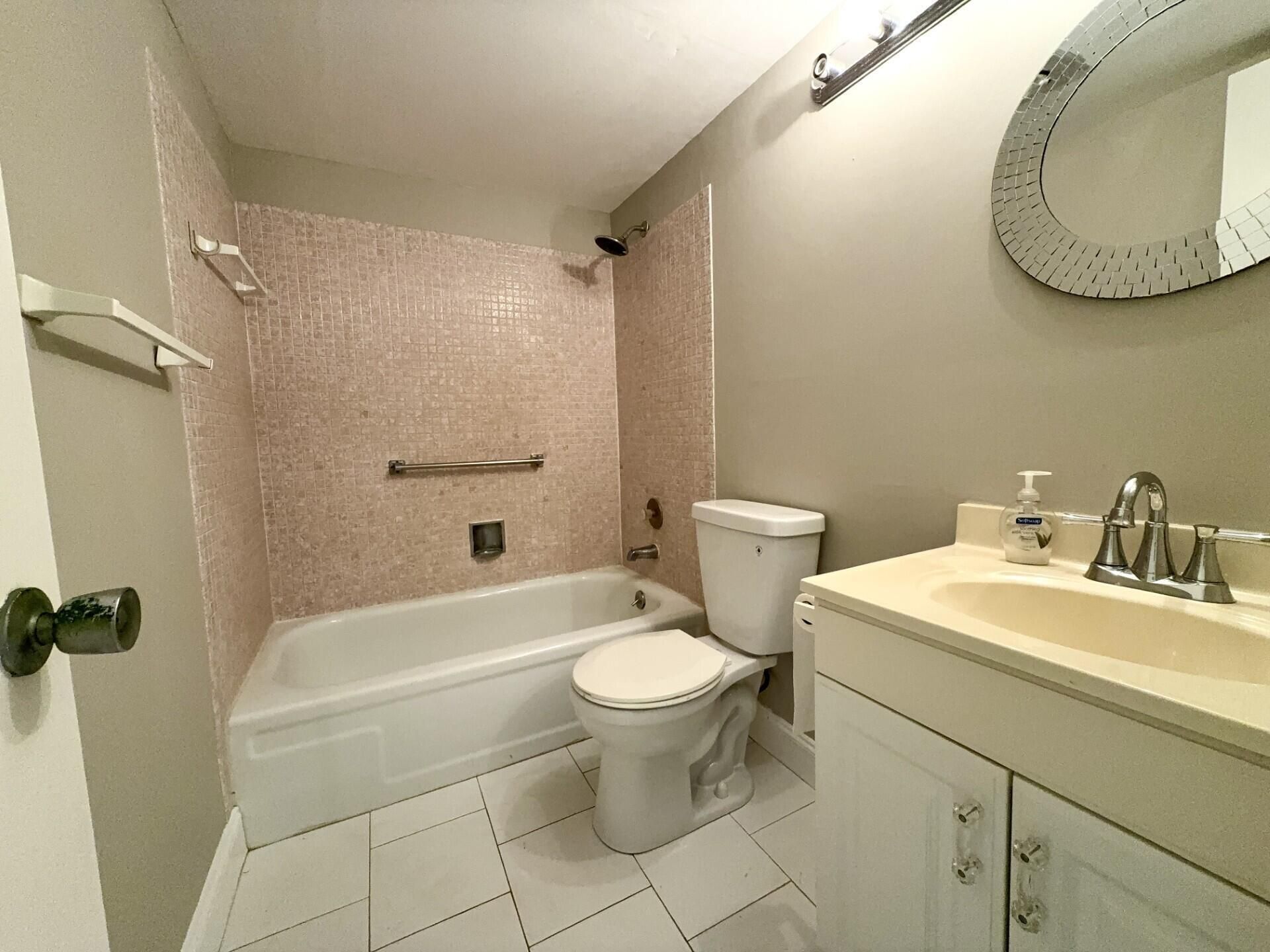 166 Sussex I, West Palm Beach, FL 33417 Photo