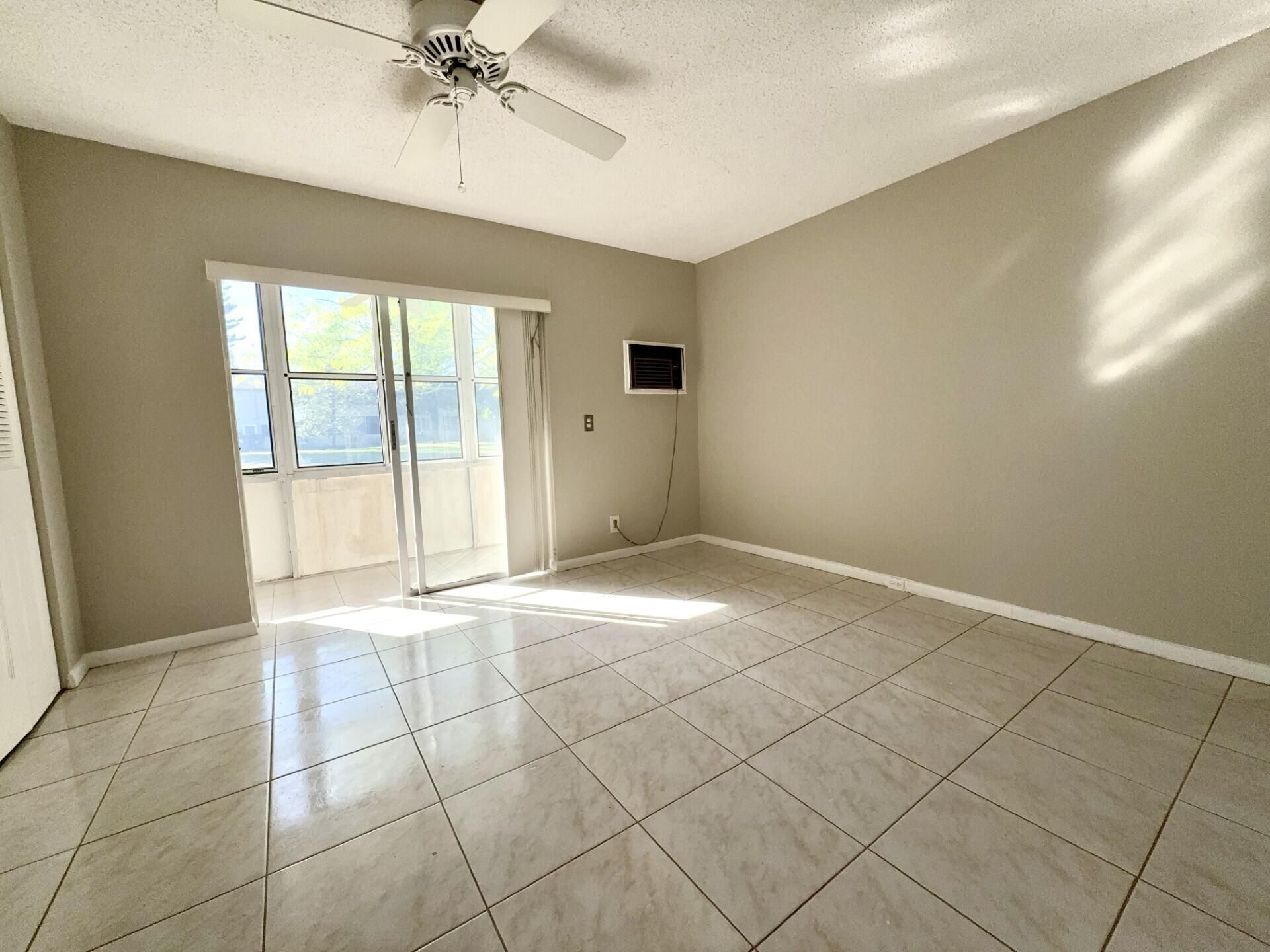 166 Sussex I, West Palm Beach, FL 33417 Photo