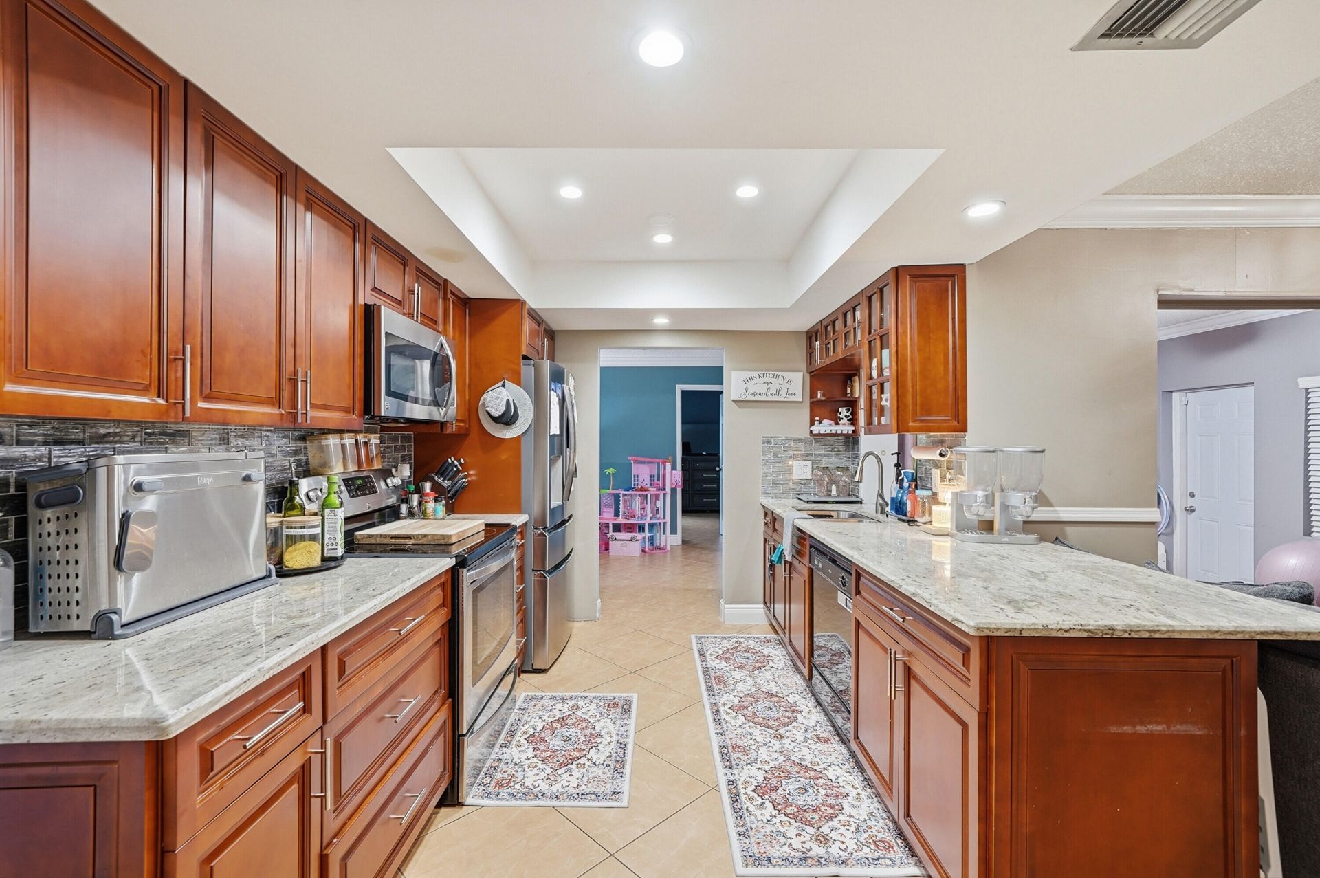 2301 NW 37th Avenue, Lauderdale Lakes, FL 33311 Photo