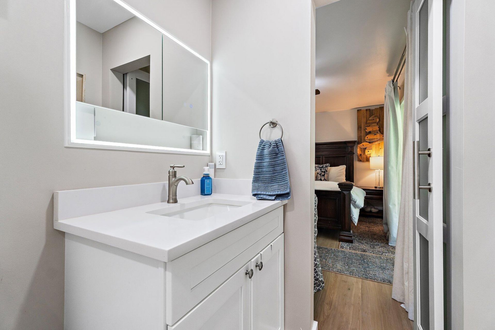 8913 SE Sandridge Avenue, Hobe Sound, FL 33455 Photo