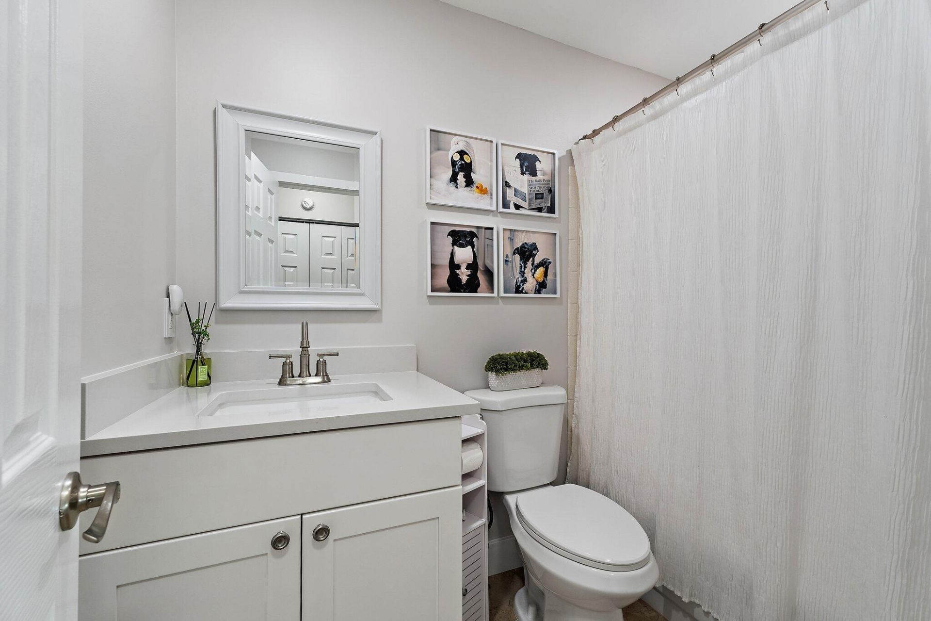 8913 SE Sandridge Avenue, Hobe Sound, FL 33455 Photo