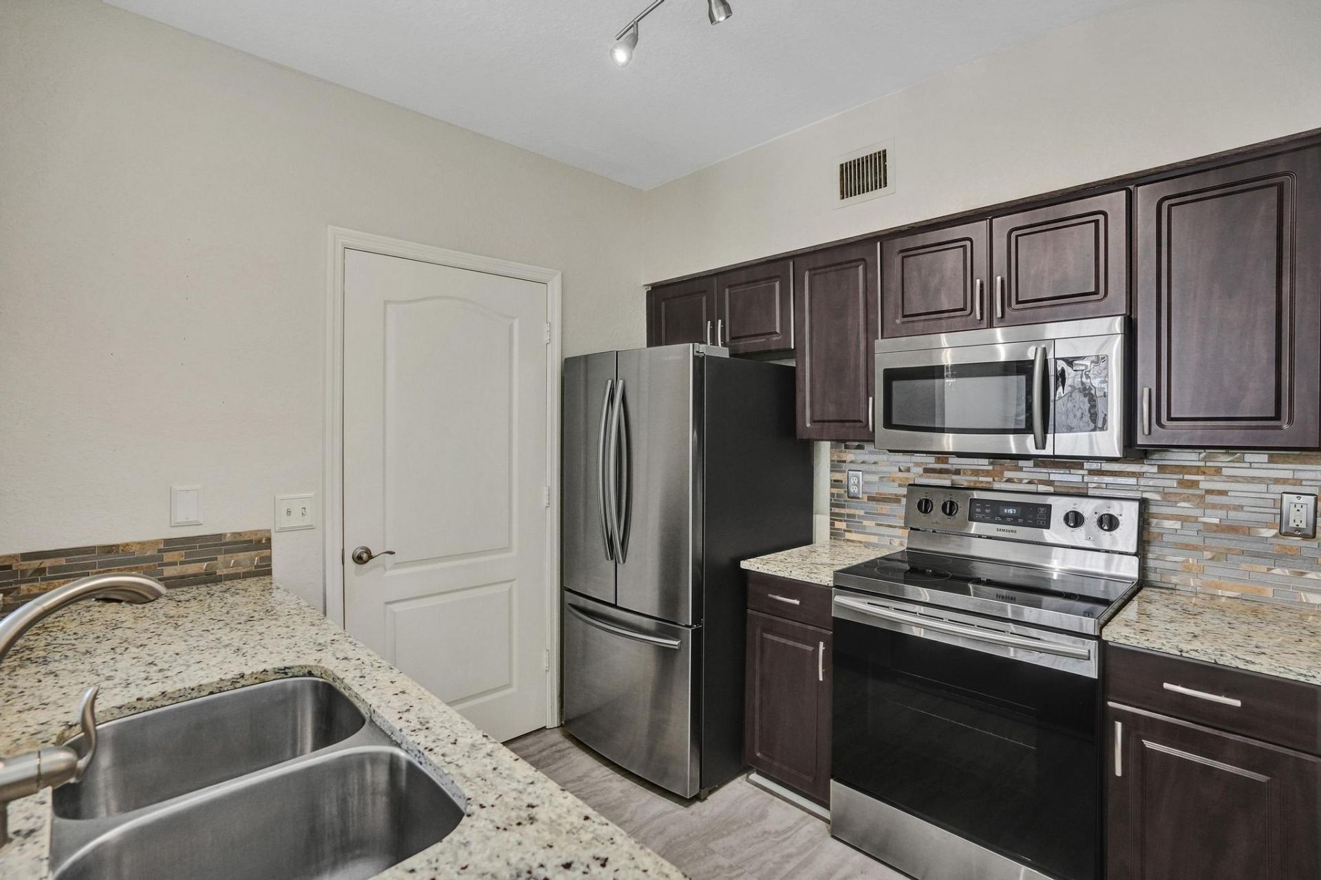 708 Belmont Place, Boynton Beach, FL 33436 Photo