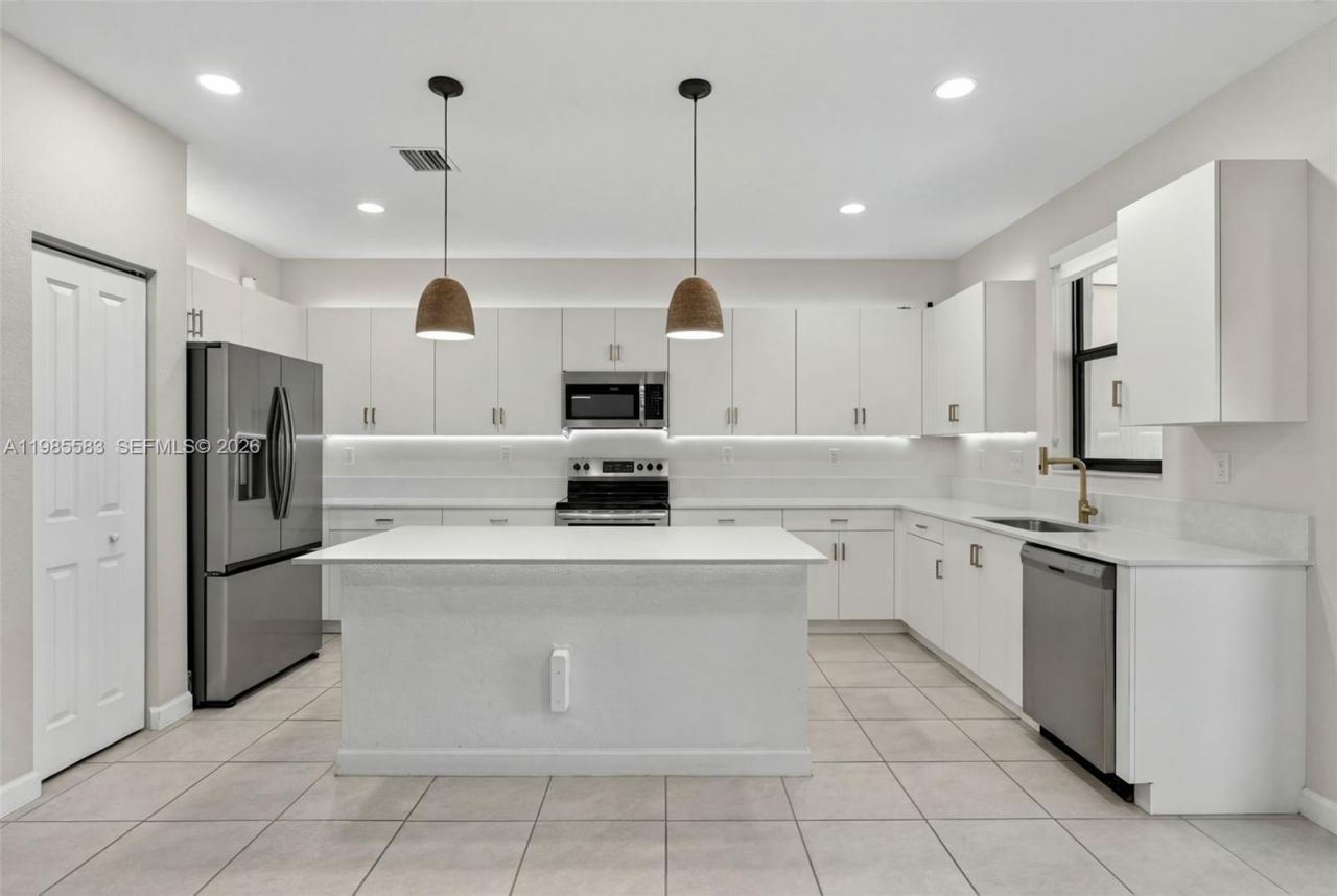 12950 SW 229th Ter, Miami, FL 33170 Photo