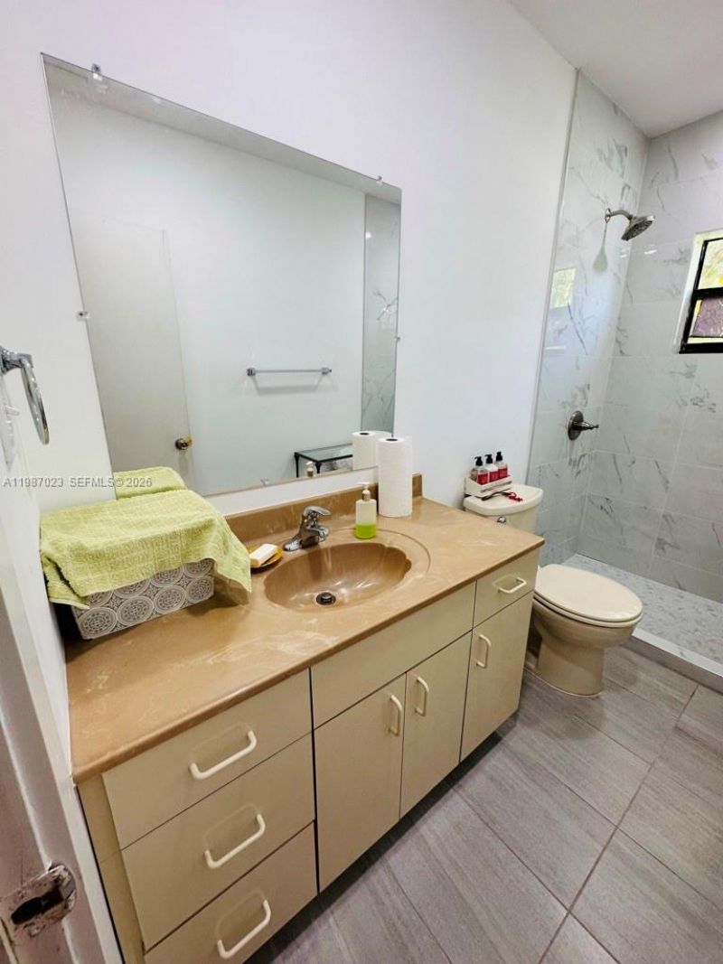 5705 SW 39th St., Unit N/A, Miami, FL 33155 Photo
