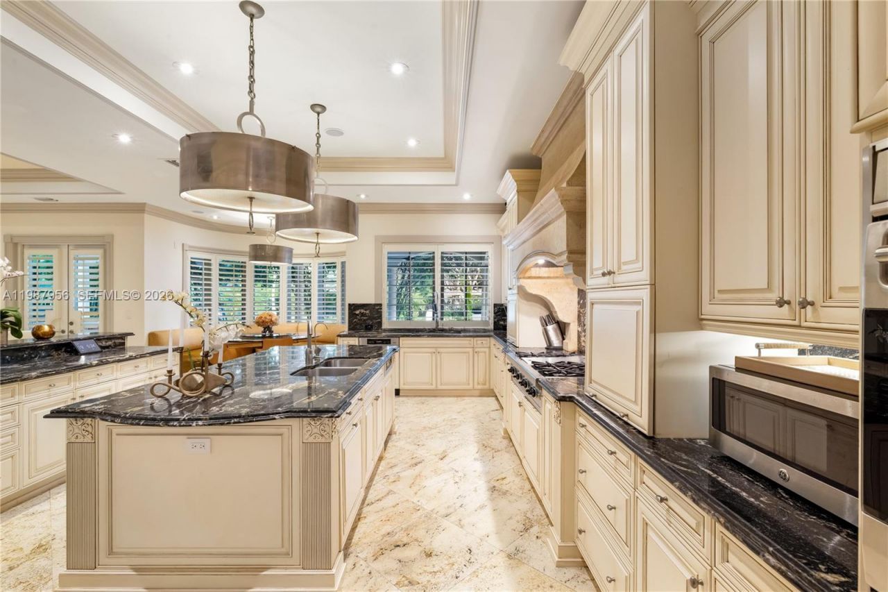 5250 Snapper Creek Rd , Coral Gables, FL 33156 Photo