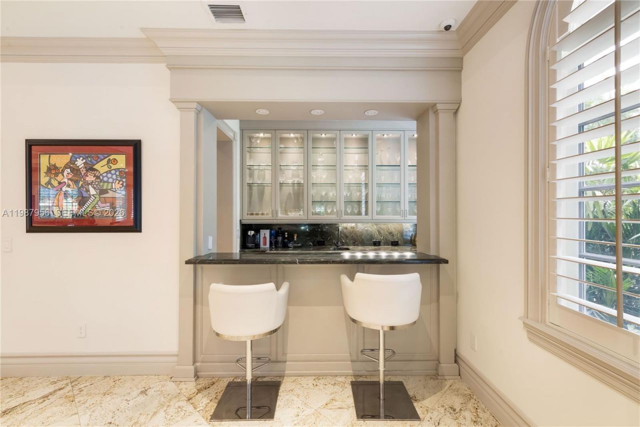 5250 Snapper Creek Rd , Coral Gables, FL 33156 Photo